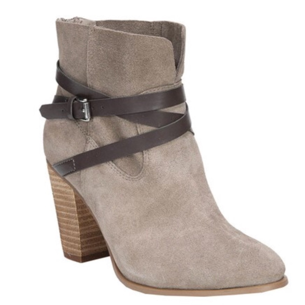 Miles - Doe Carlos Santana Ankle boots (NWT/Box)